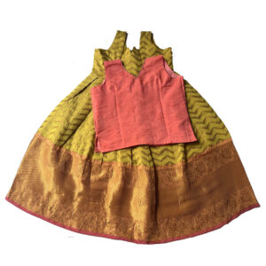 musterd border pattu pavadai